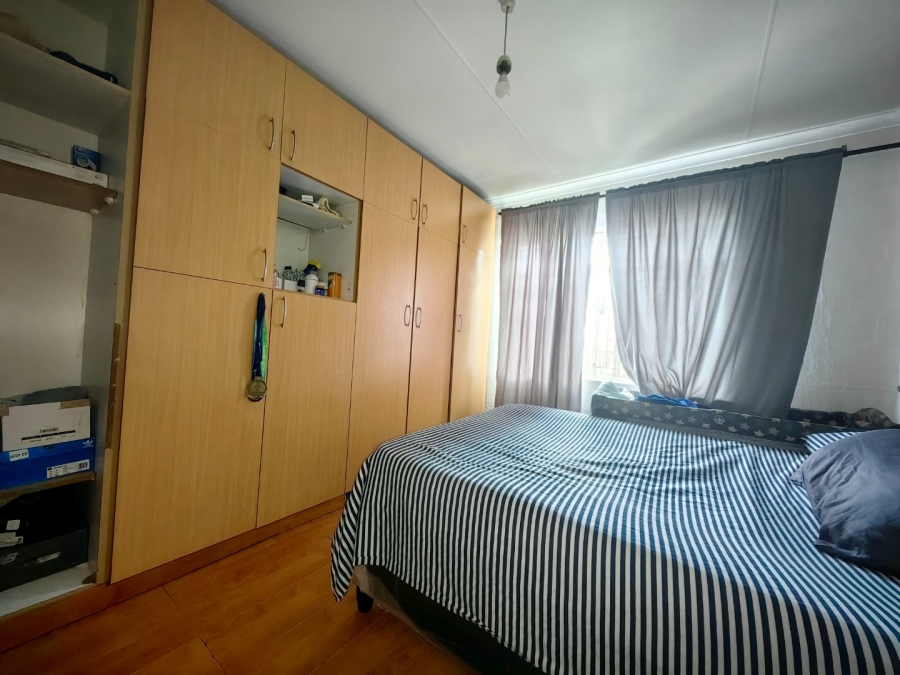 3 Bedroom Property for Sale in Lentegeur Western Cape